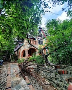 Neverland Design Fine Art Studio and Casa Neverlandia Art House place picture