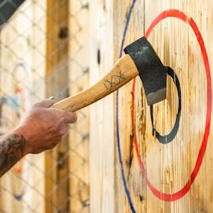 Urban Axes - Axe Throwing place picture