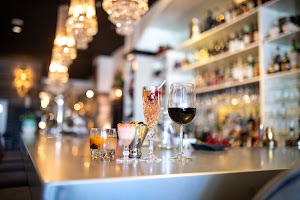 Jules Design Bar place picture